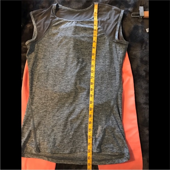 5/$15 Reebok Mesh Panel Tank NWOT - Picture 8 of 8